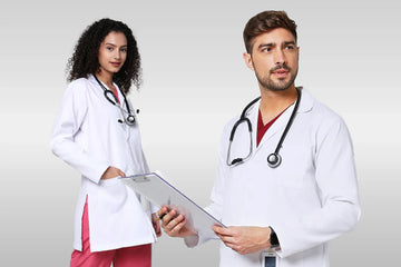 لاب كوت ادار: الزي الذي يجمع بين الاحترافية والمهنية في المجال الطبي