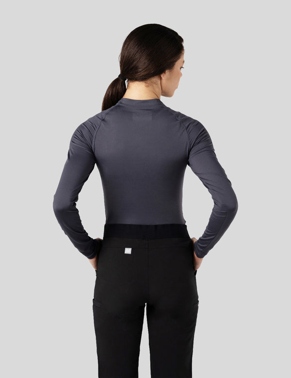 اندر سكراب بريميوم سوفت بآكمام طويلة ~ Premium-Soft Long Sleeve Under Scrub. || PEWTER MUSTWEAR